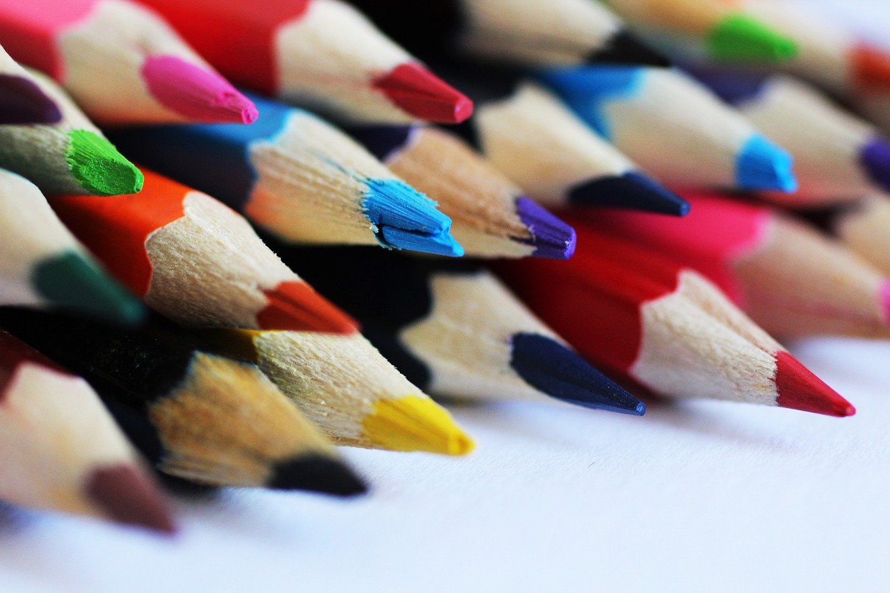 color-pencils-8127500_1280 color-pencils-8127500_1280